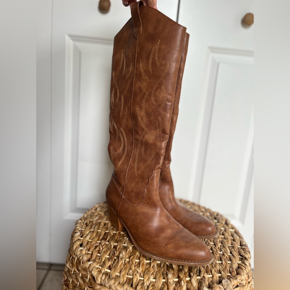 Women’s Cowgirl Boots